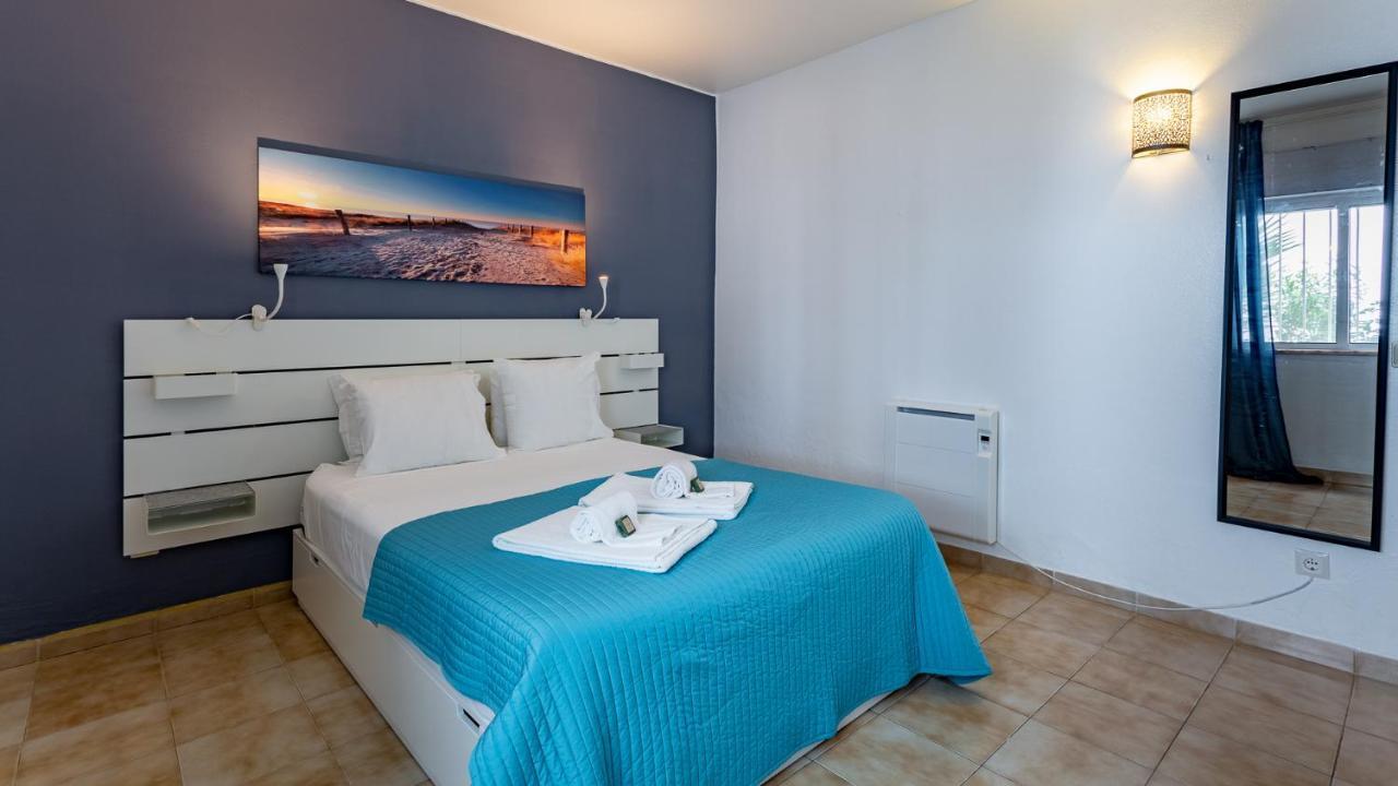 Charming Beachside Apartment W/ Pool By Lovelystay Albufeira Bagian luar foto